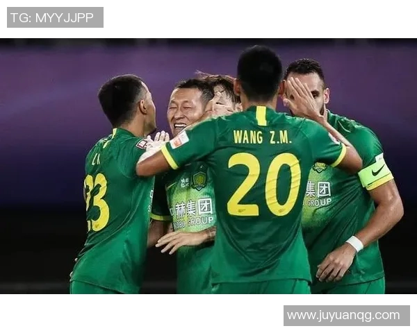 上海足球队强势领跑最新足球力量排行榜前十名分析