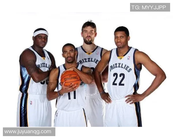 深圳羽毛球队包夹战术革新助力竞技水平提升的深度探讨 深圳羽毛球队包夹战术革新助力竞技水平提升的深度探讨