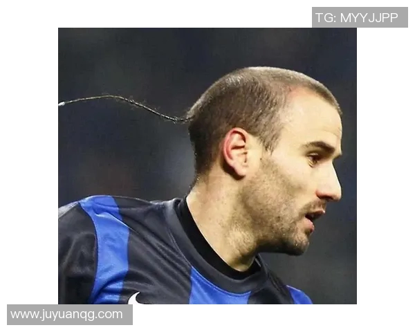 澳洲足球明星发型男的时尚魅力与个性风格解析 澳洲足球明星发型男的时尚魅力与个性风格解析