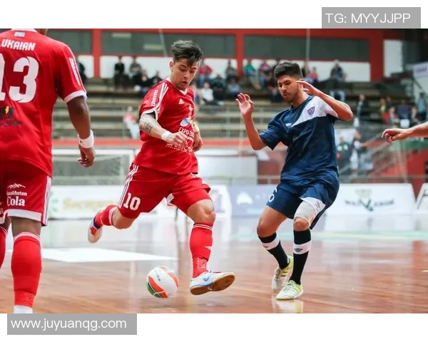 西安足球队在比赛中的盯防策略分析与效果评估